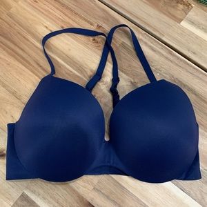 34D Victoria Secret Bra